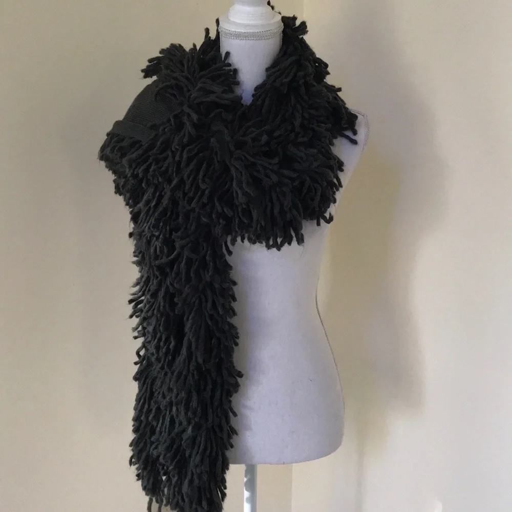 ECHO heather grey One Size scarf with Fringes